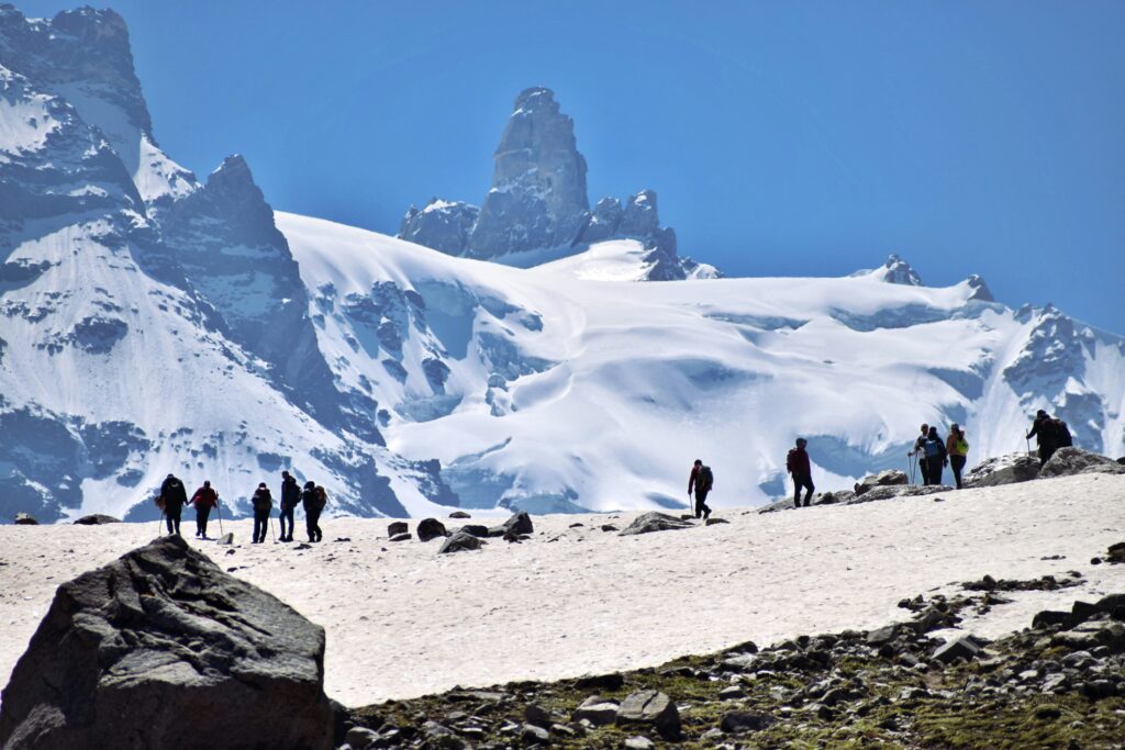 Hampta Pass Trek Guide 2026 Complete Route • Cost • Packing List